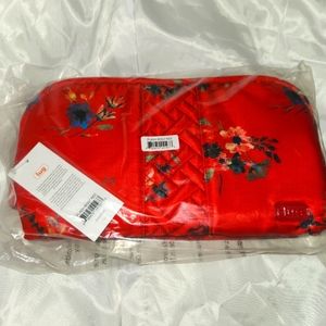 LUG Flash Cosmetic Case - NWT BOUQUET RED 💐